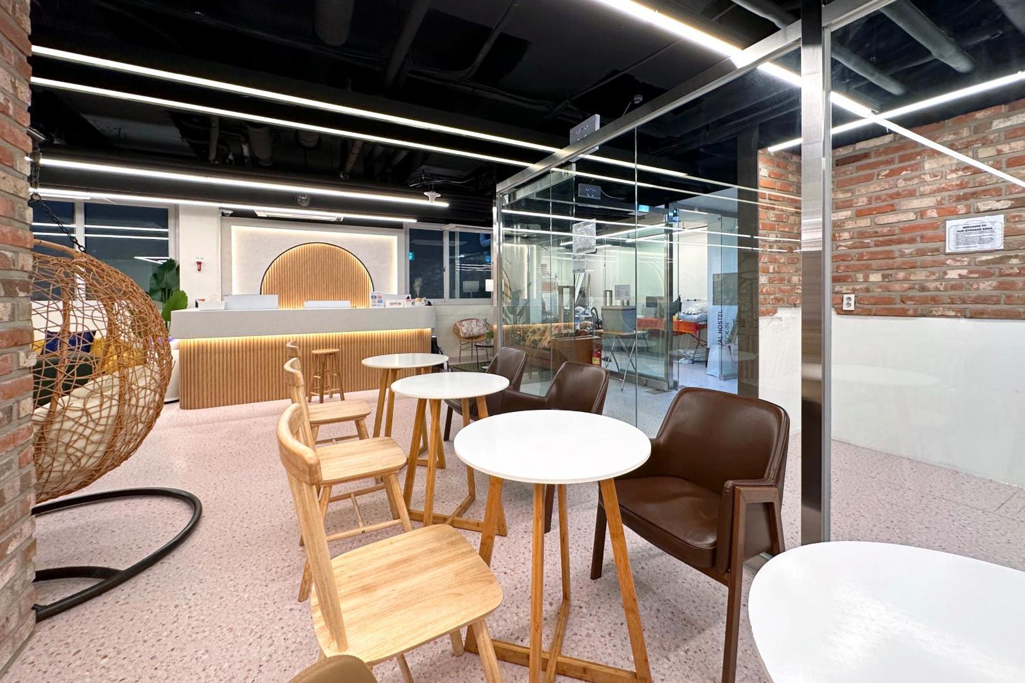 Oyo Hostel Myeongdong 6 Seoul Exteriör bild